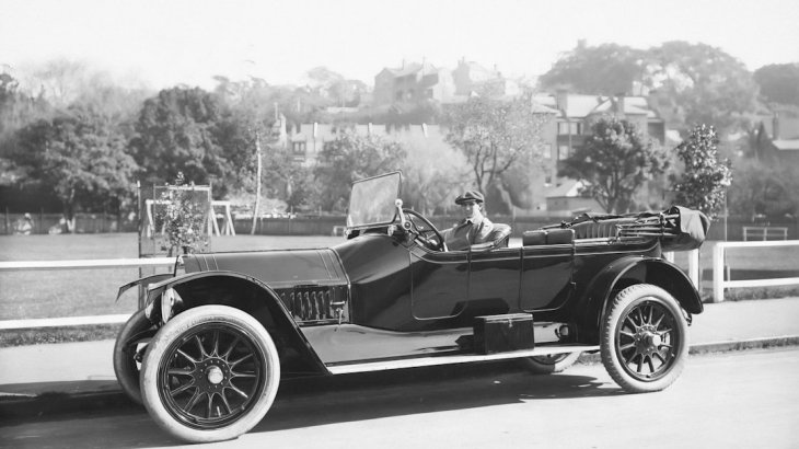 Photo Car history report